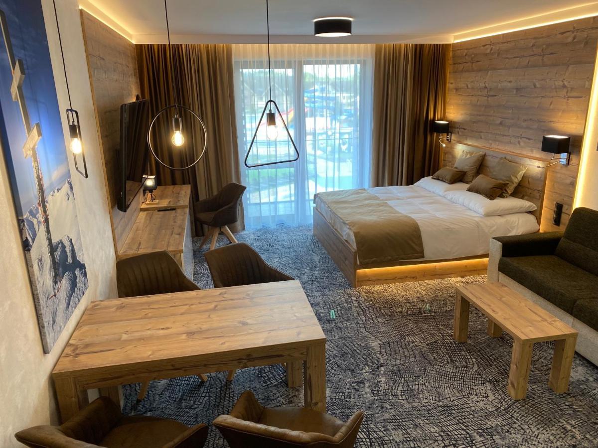 Luxusné štúdia v hoteli Akvamarín Bešenová Besenova Exterior foto