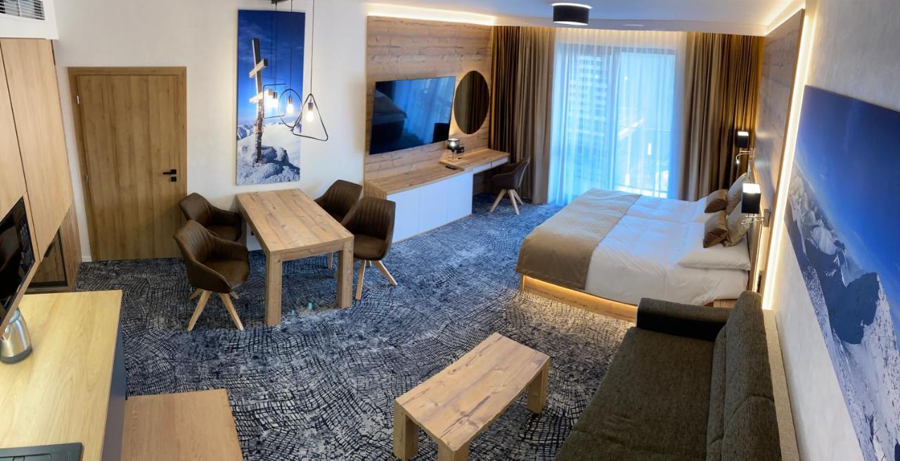 Luxusné štúdia v hoteli Akvamarín Bešenová Besenova Exterior foto